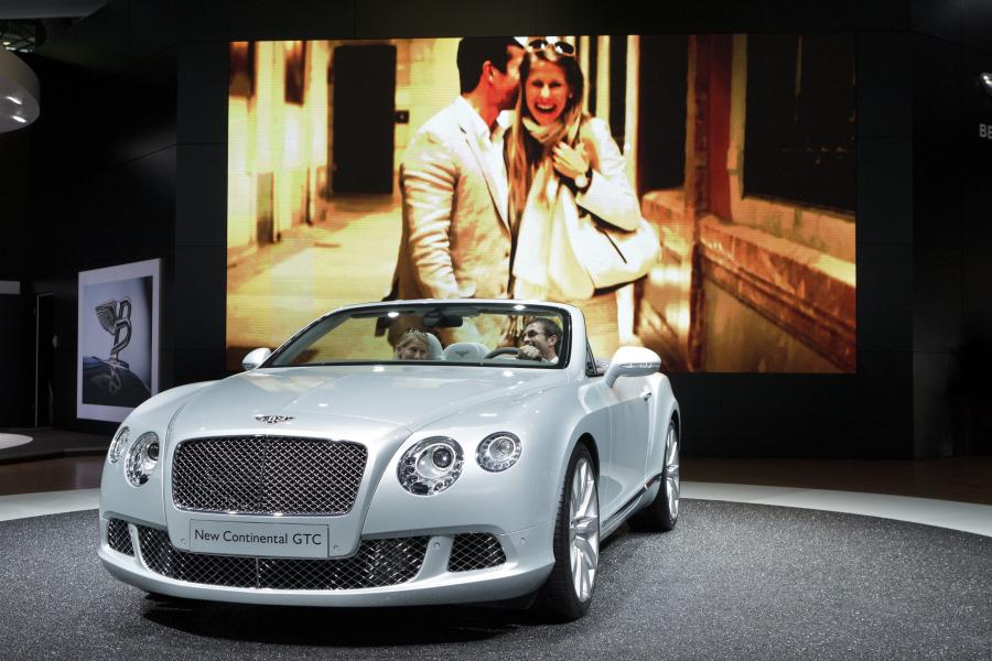  Bentley Continental GTC 2011 года  (фото 65 из 167)